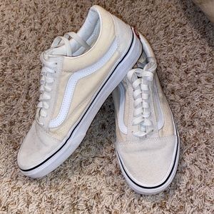 Size 8 in women’s, crème/tan, colored Vans.